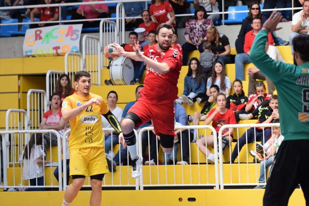 Nacho Gimeno jugador del primer equipo 2019-2020